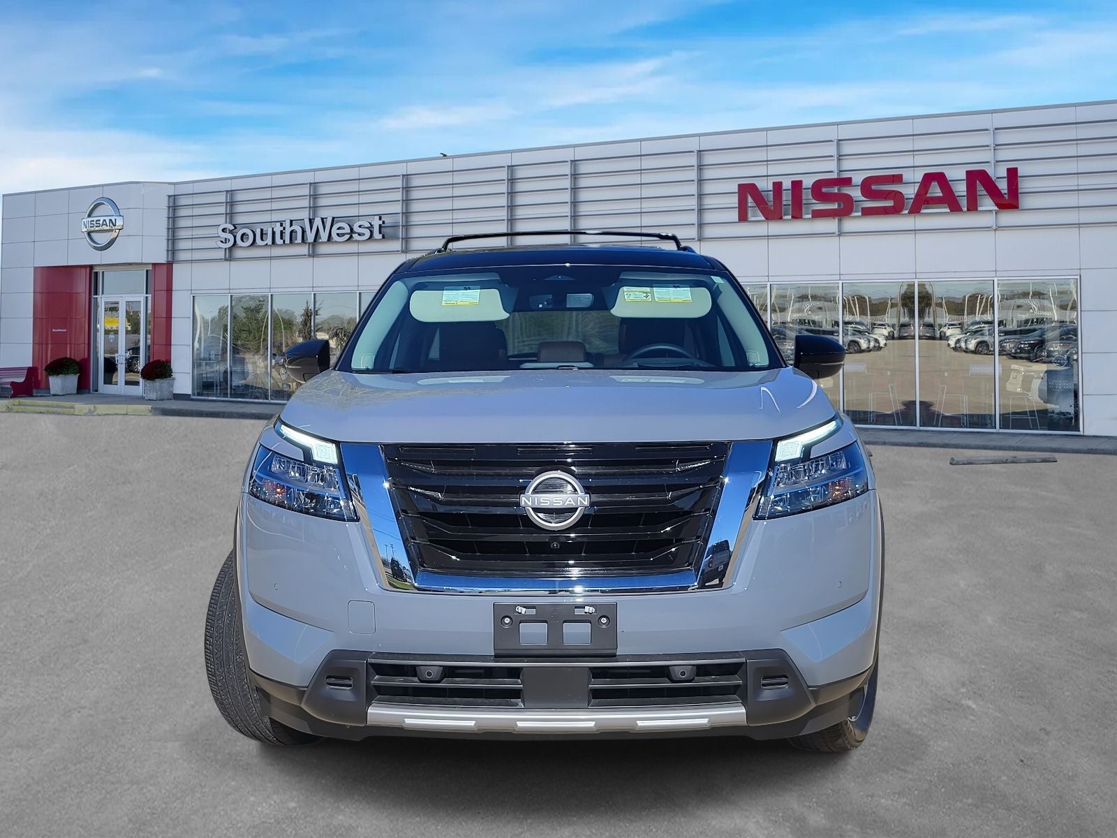 2024 Nissan Pathfinder Platinum