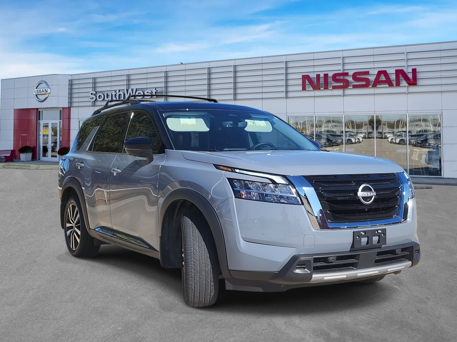 2024 Nissan Pathfinder Platinum