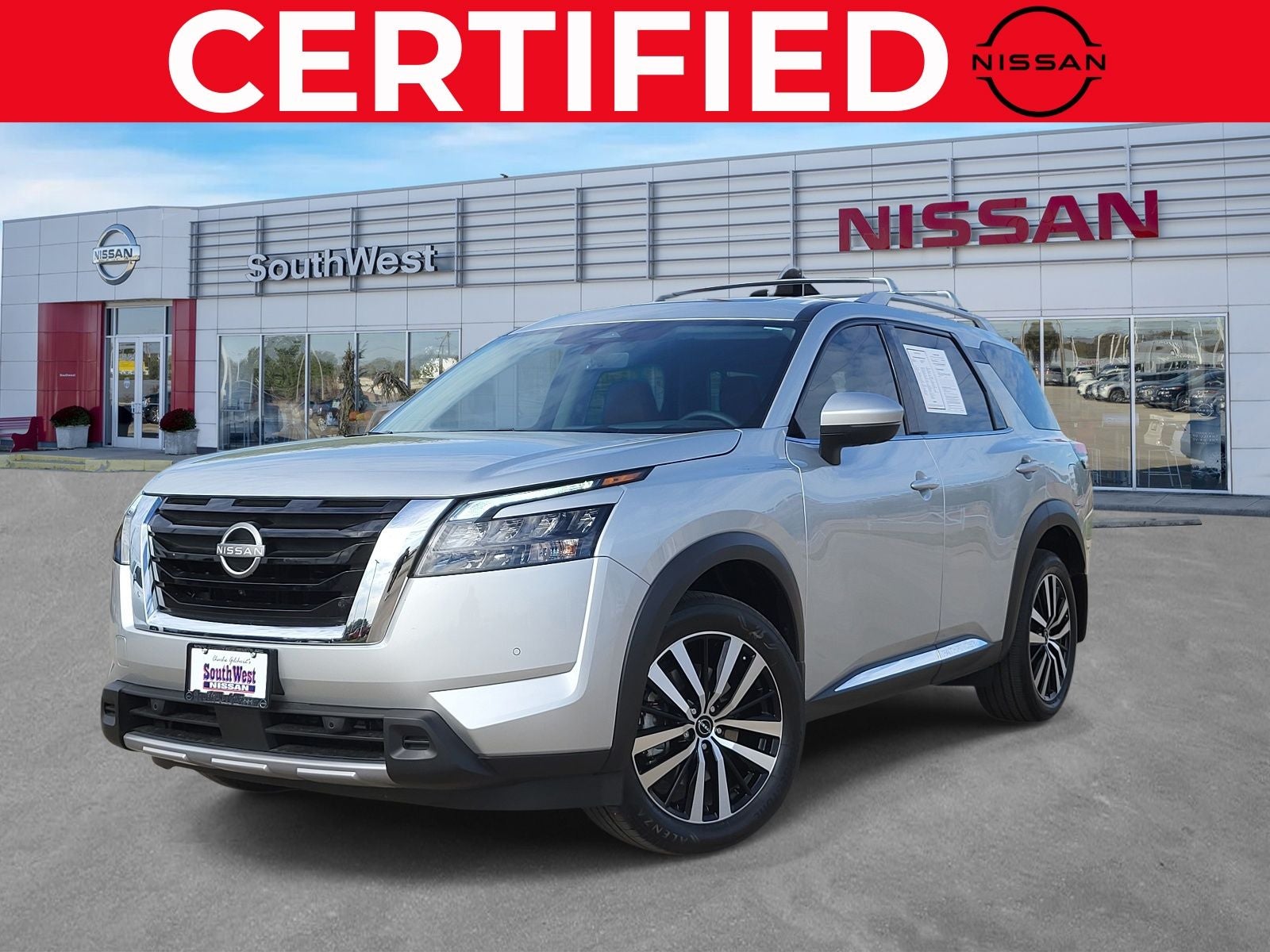 2025 Nissan Pathfinder Platinum