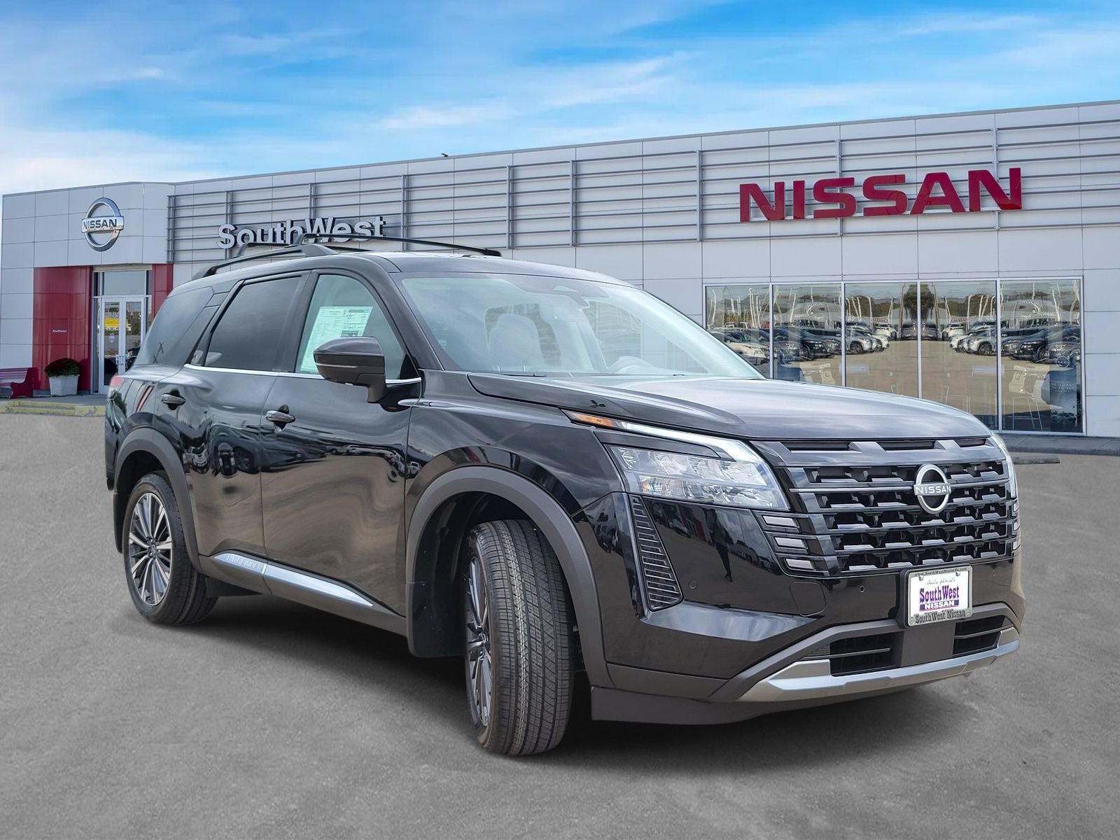 2026 Nissan Pathfinder Platinum
