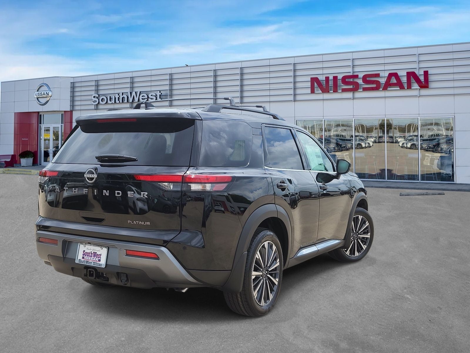 2026 Nissan Pathfinder Platinum