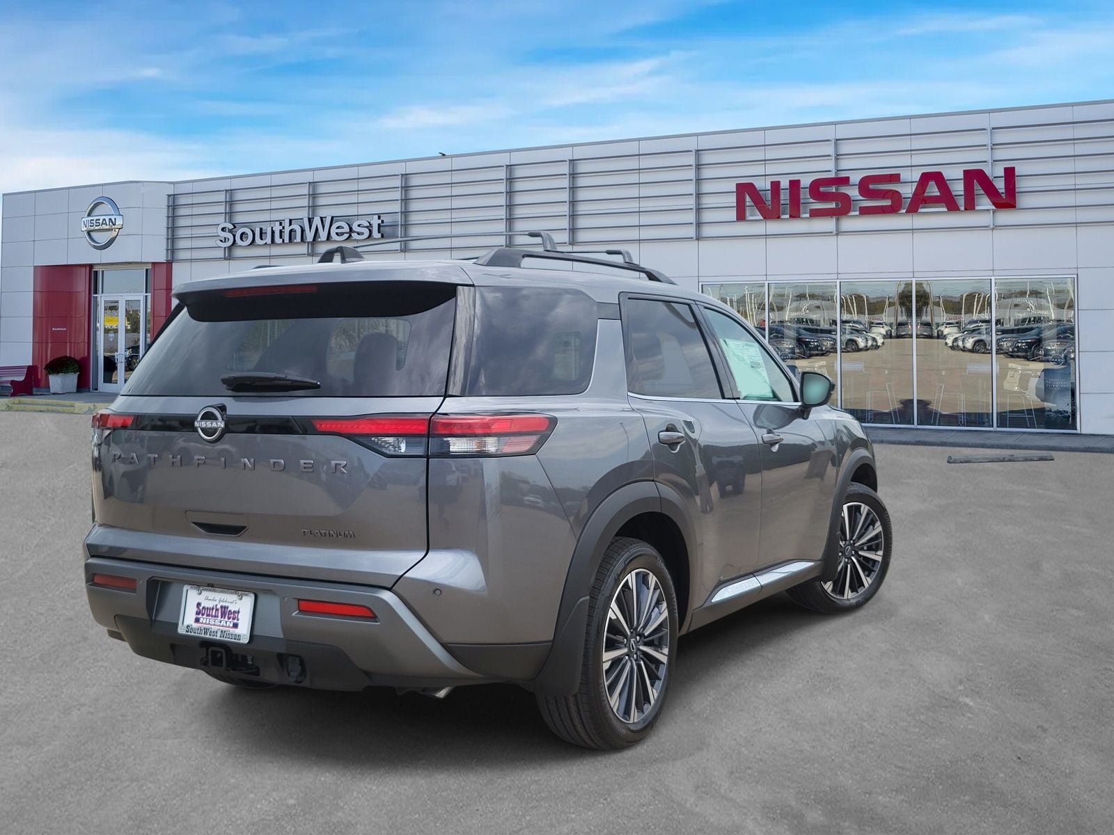 2026 Nissan Pathfinder Platinum