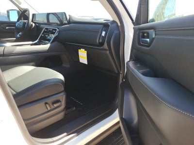 2026 Nissan Armada SV