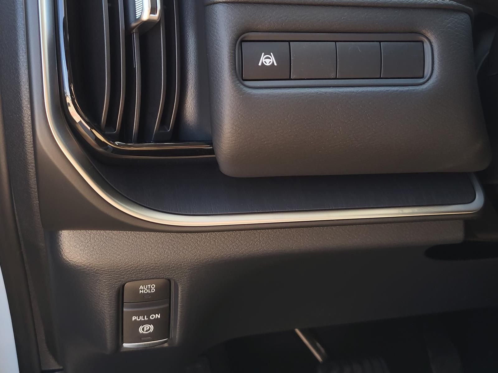 2026 Nissan Armada SV