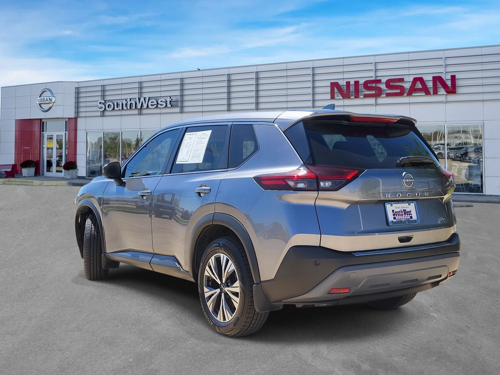 2023 Nissan Rogue SV