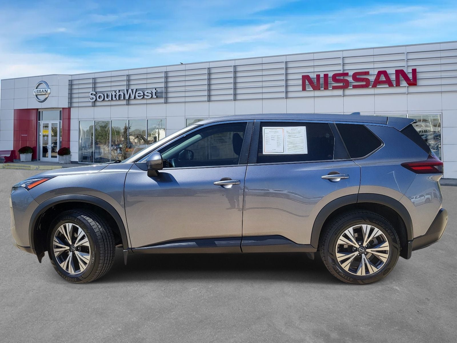 2023 Nissan Rogue SV