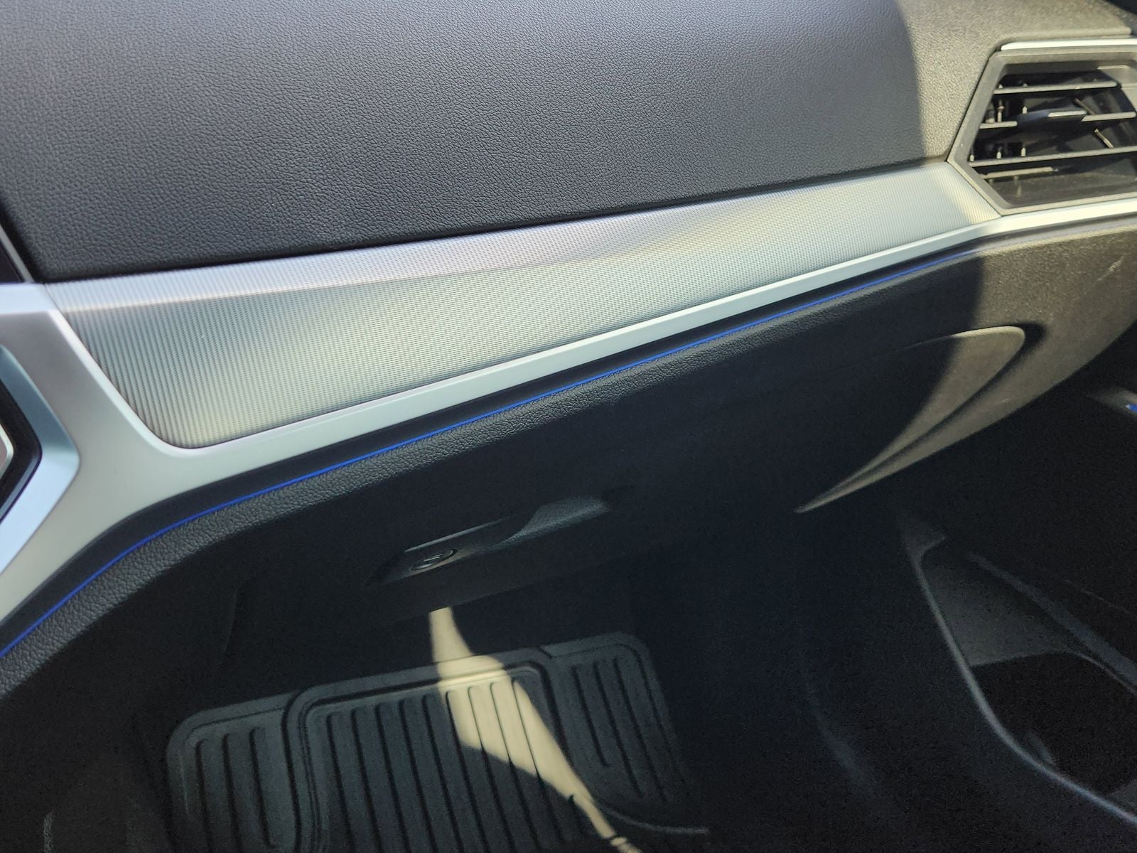 2022 BMW 3 Series 330i xDrive