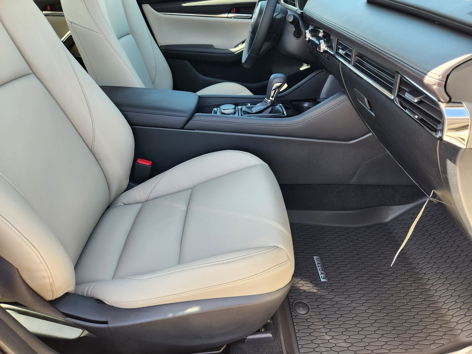 2025 Mazda Mazda3 Sedan 2.5 S Preferred Package