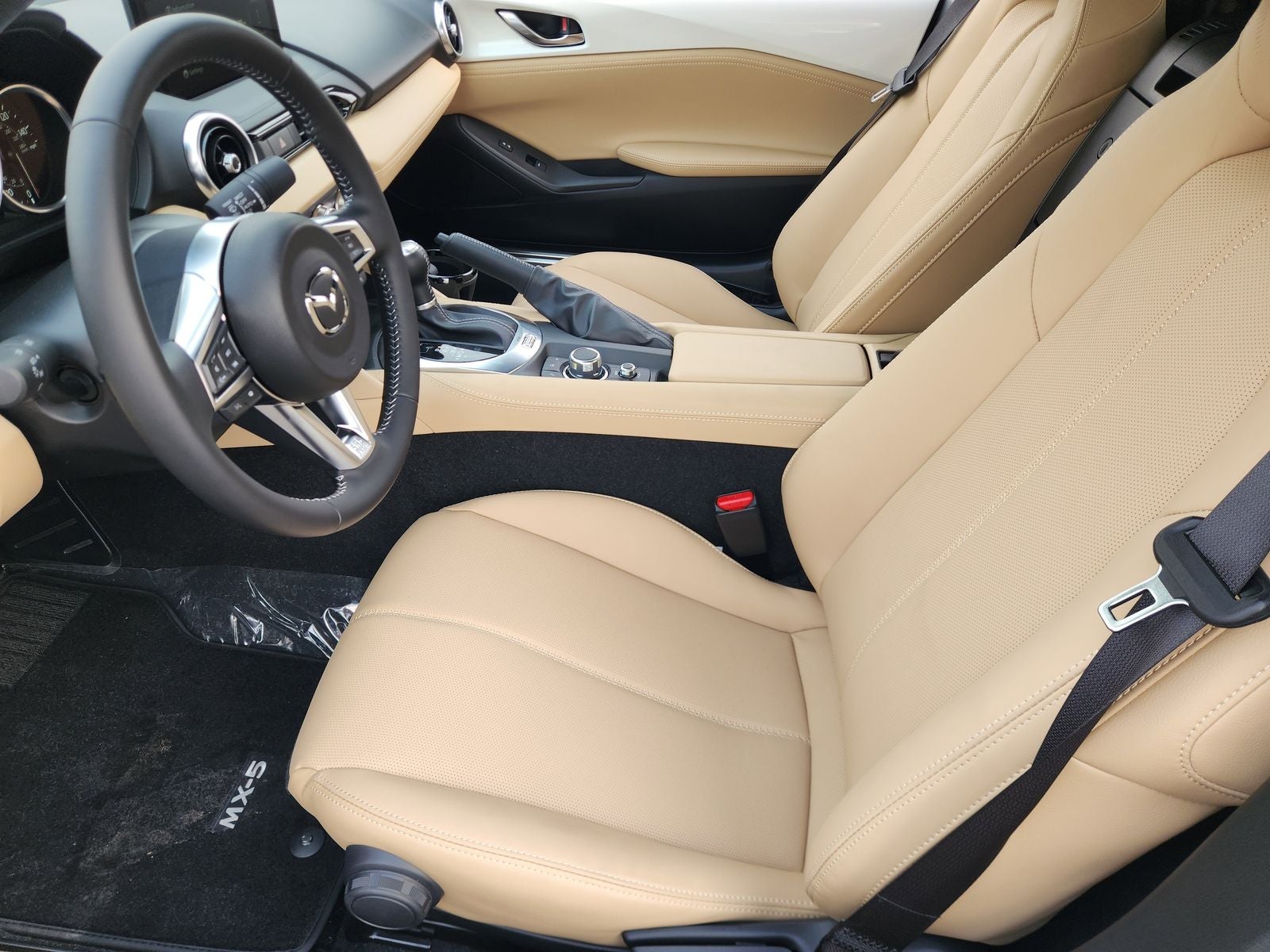 2026 Mazda Mazda MX-5 Miata RF Grand Touring