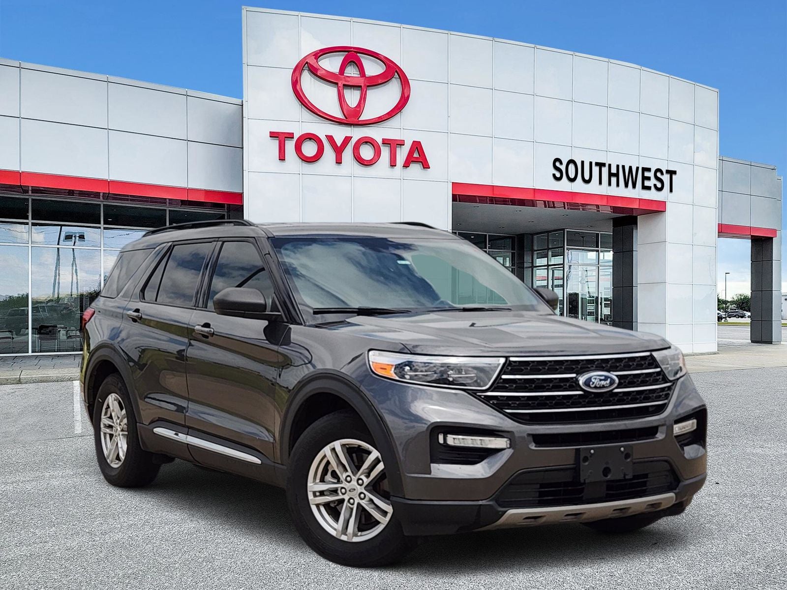 2020 Ford Explorer XLT