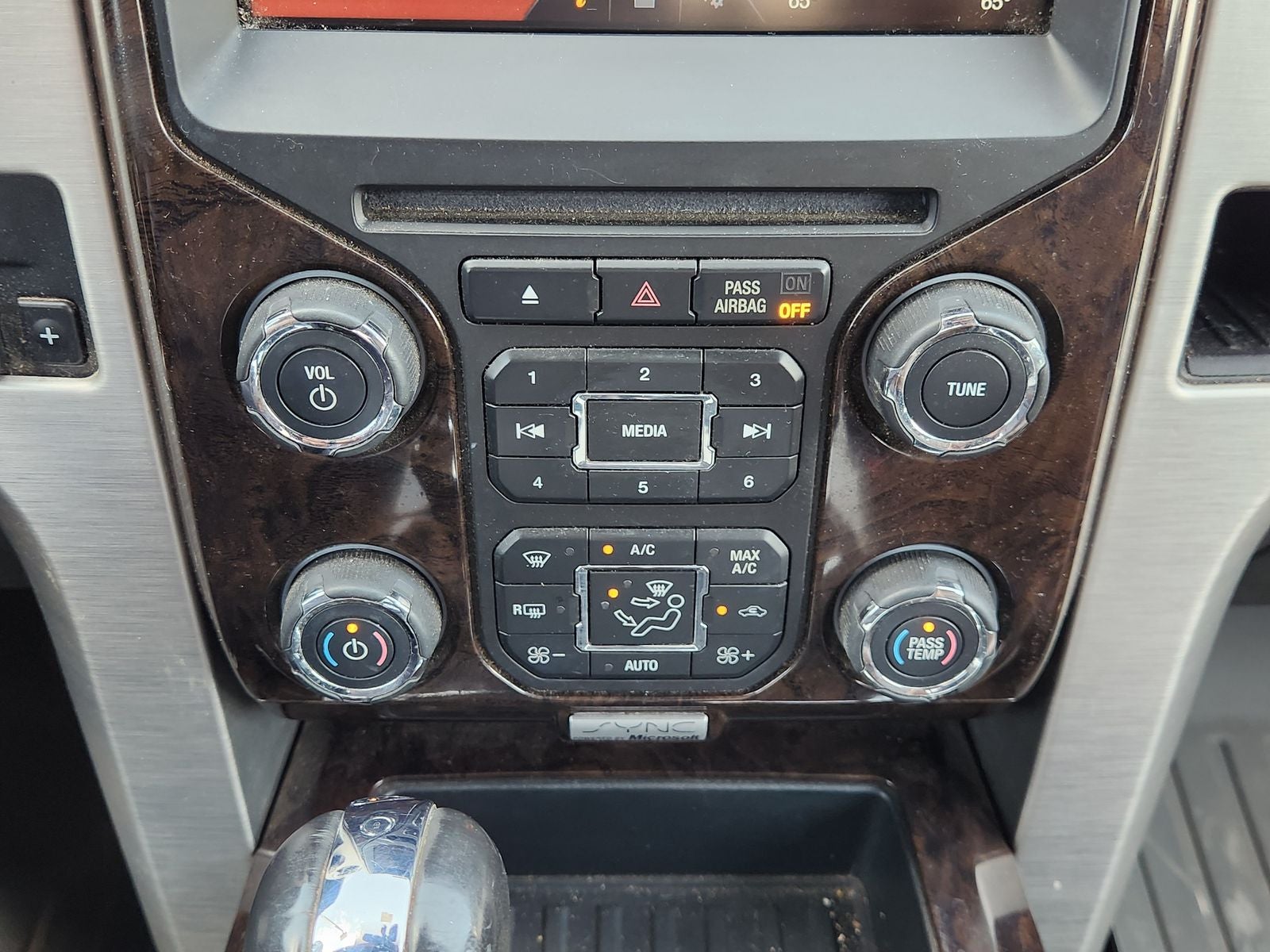 2014 Ford F-150 Platinum