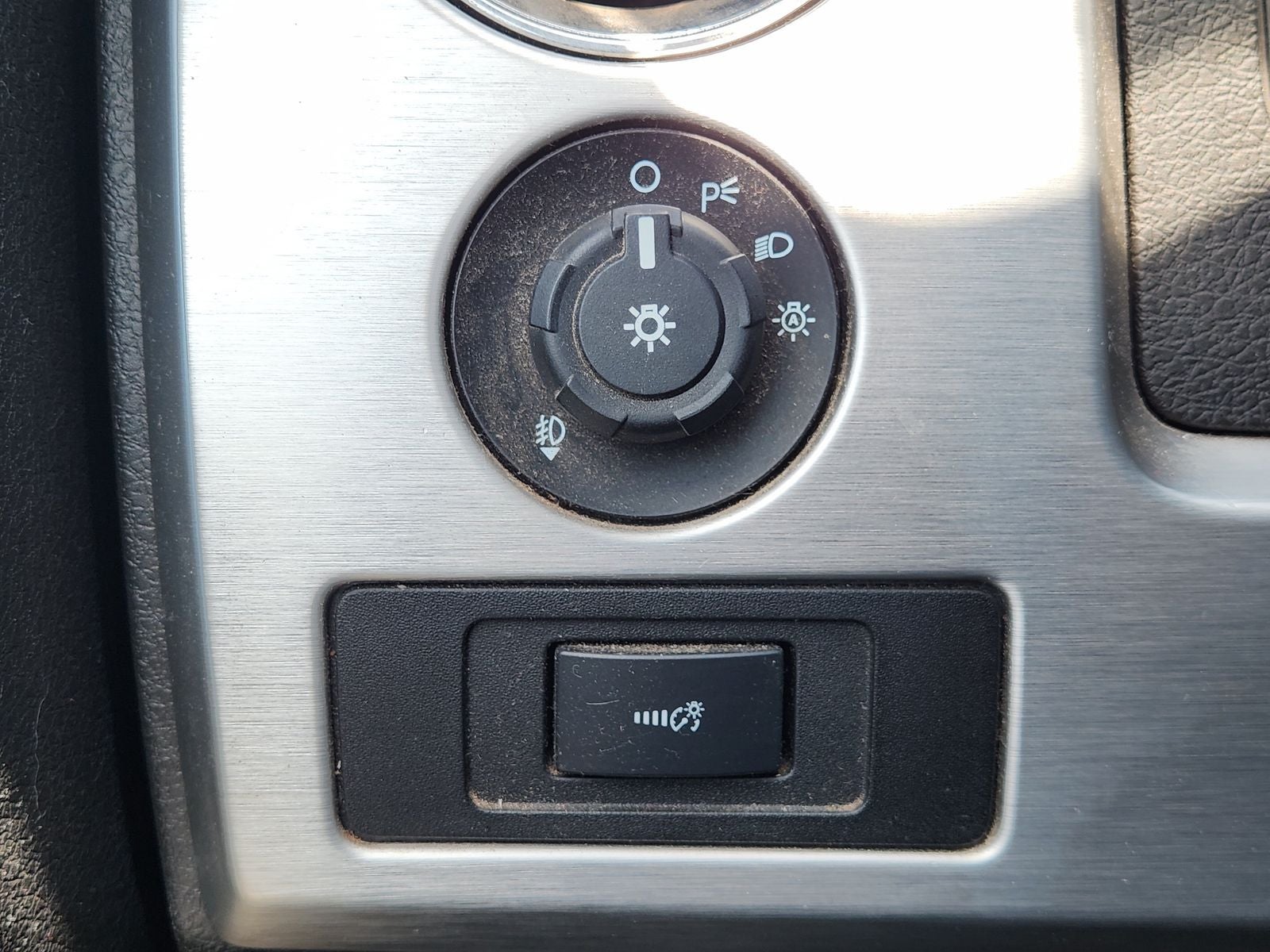2014 Ford F-150 Platinum