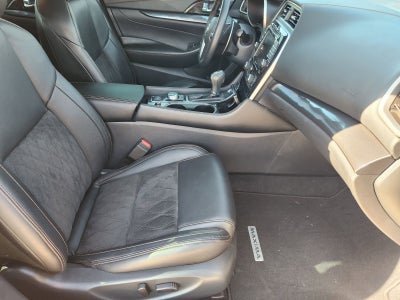 2023 Nissan Maxima SR