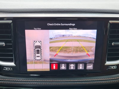 2025 Chrysler Pacifica Pinnacle
