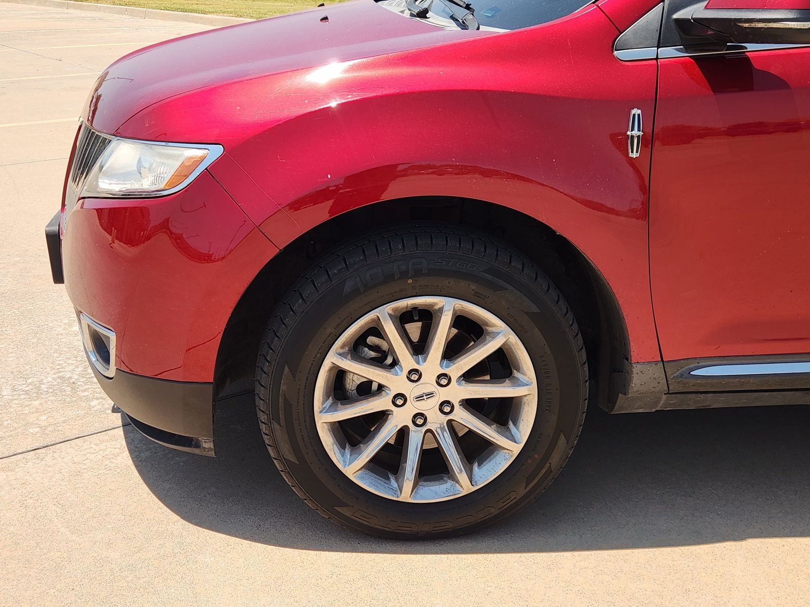 2013 Lincoln MKX Base