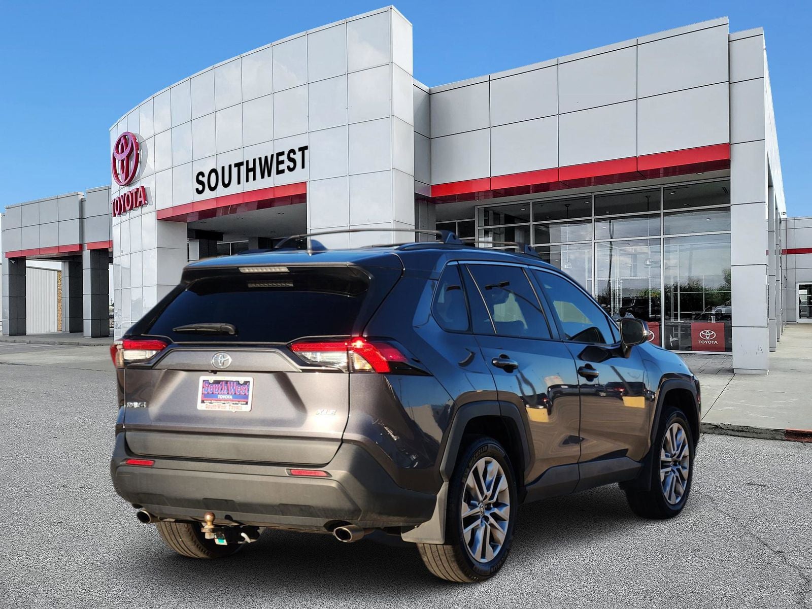 2023 Toyota RAV4 XLE Premium