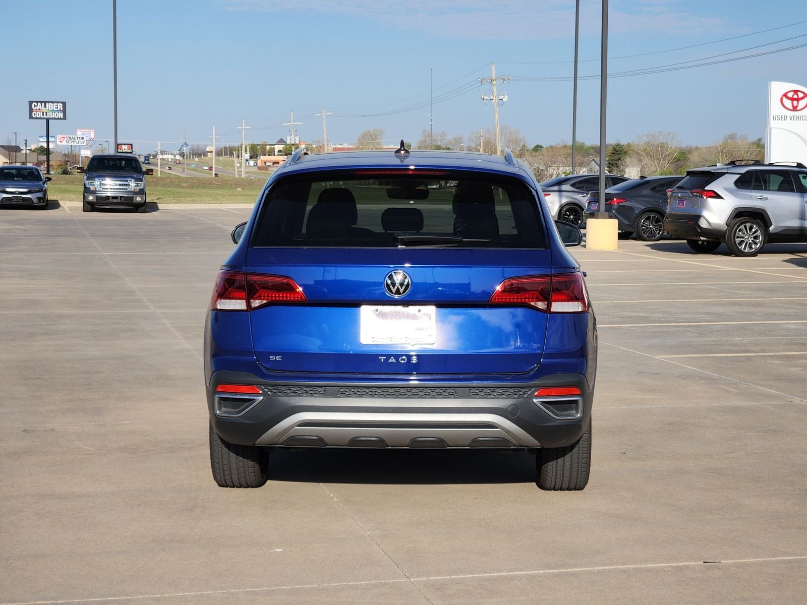 2024 Volkswagen Taos 1.5T SE