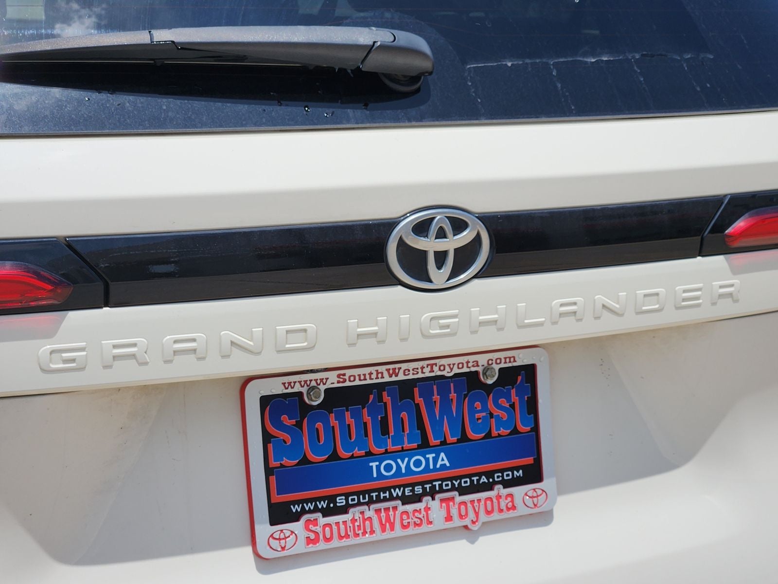 2024 Toyota Grand Highlander XLE