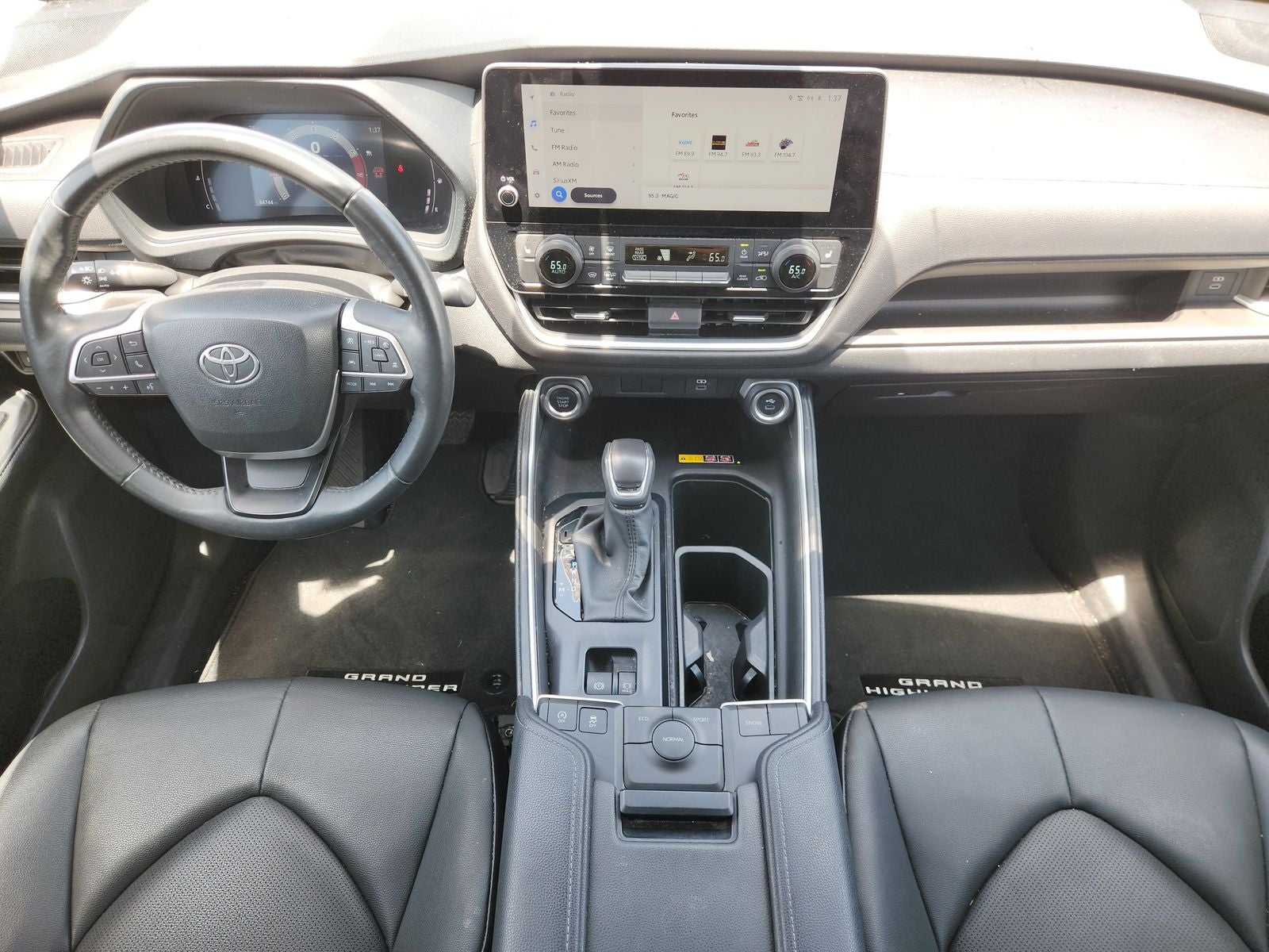 2024 Toyota Grand Highlander XLE