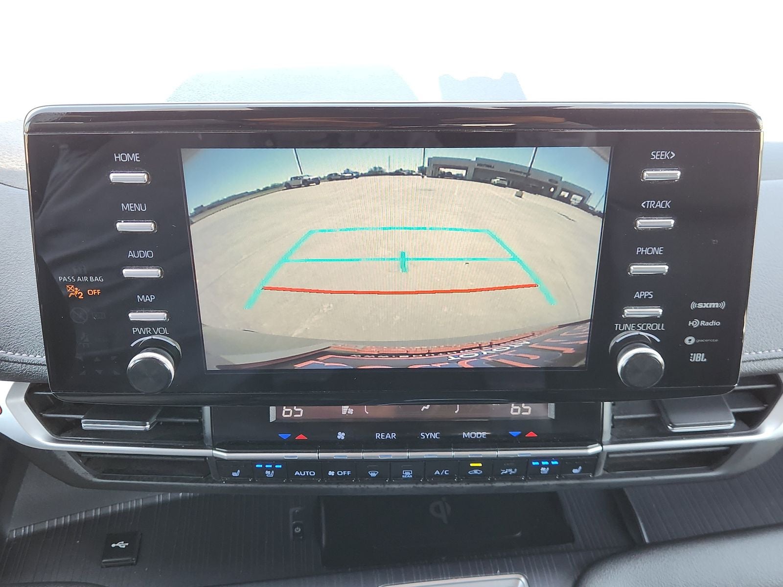 2023 Toyota Sienna XSE 7 Passenger