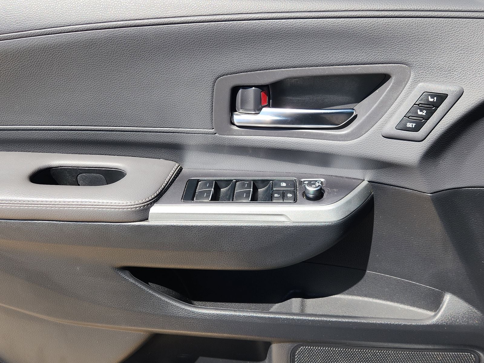 2023 Toyota Sienna XSE 7 Passenger