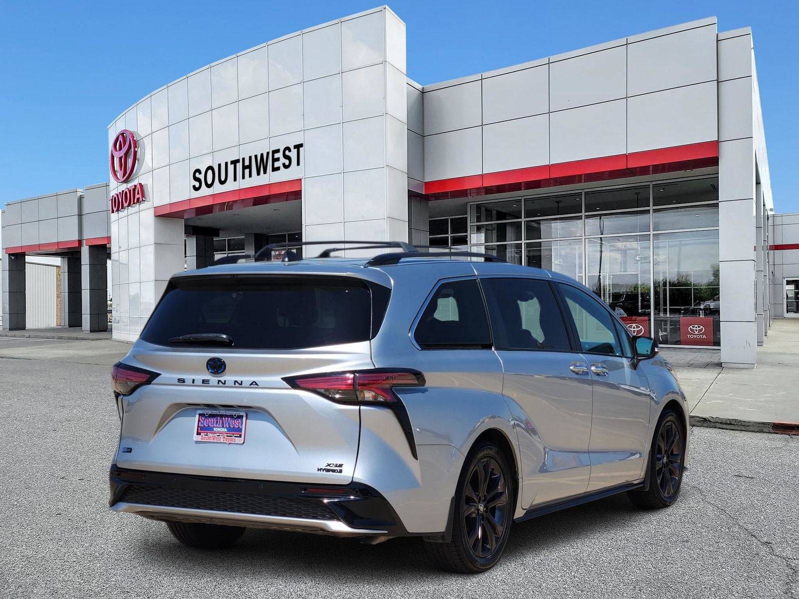 2023 Toyota Sienna XSE 7 Passenger