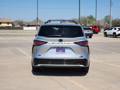 2023 Toyota Sienna XSE 7 Passenger