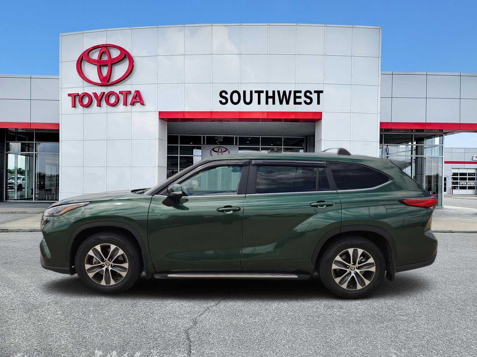 2023 Toyota Highlander XLE