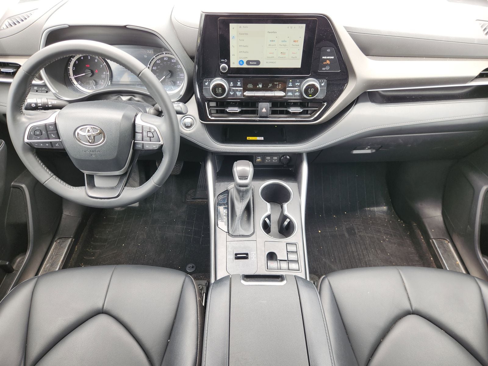 2023 Toyota Highlander XLE
