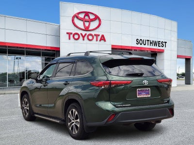 2023 Toyota Highlander XLE