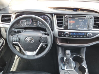 2016 Toyota Highlander XLE V6