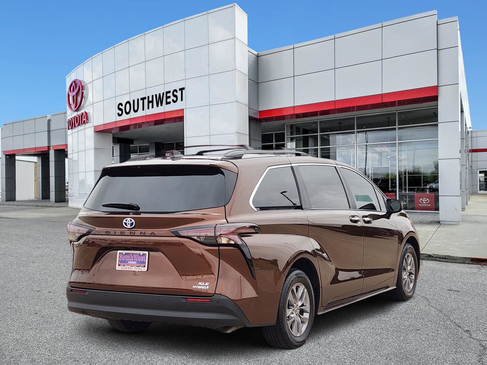 2023 Toyota Sienna XLE 8 Passenger