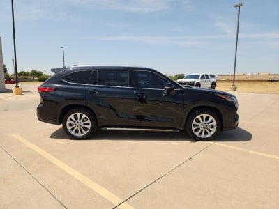 2022 Toyota Highlander Limited