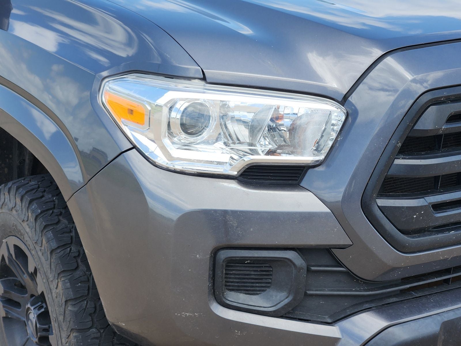 2019 Toyota Tacoma SR