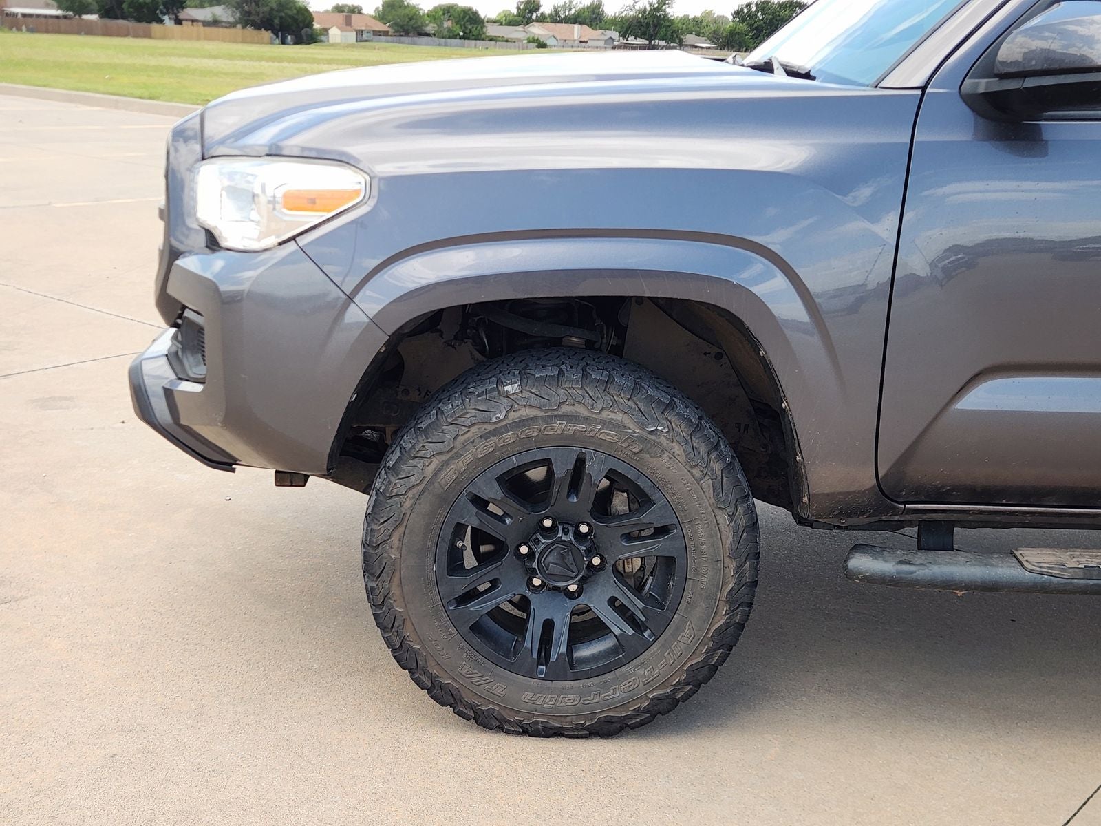 2019 Toyota Tacoma SR