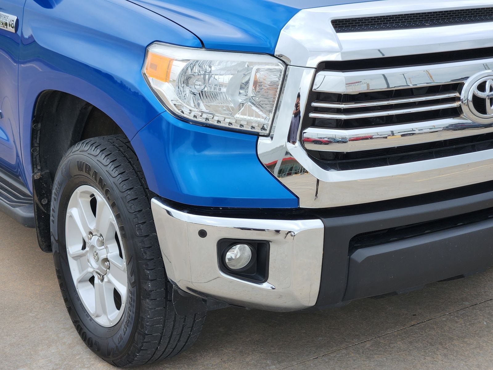 2017 Toyota Tundra SR5