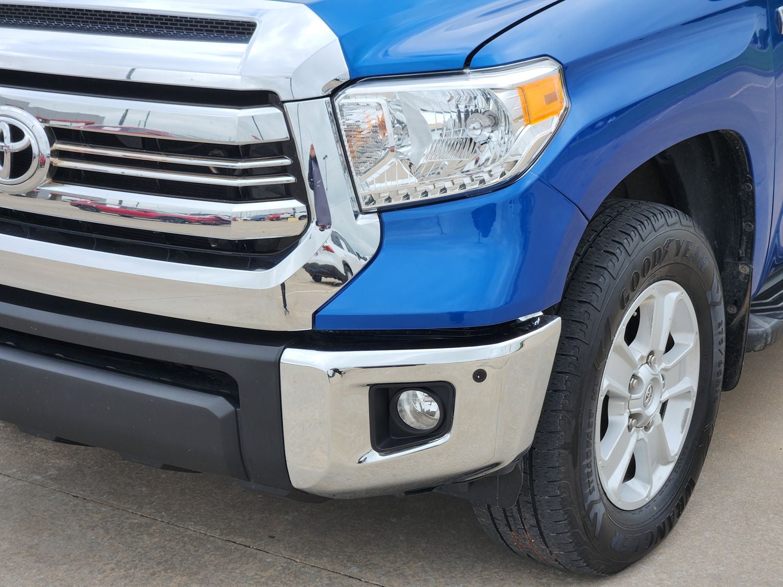 2017 Toyota Tundra SR5