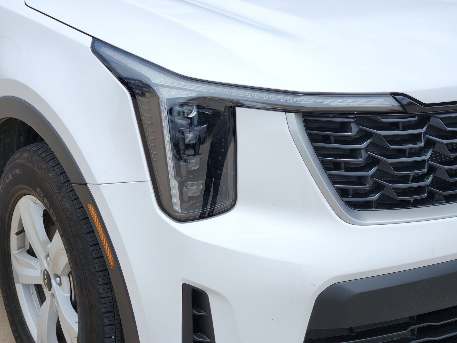 2025 Kia Sorento LX