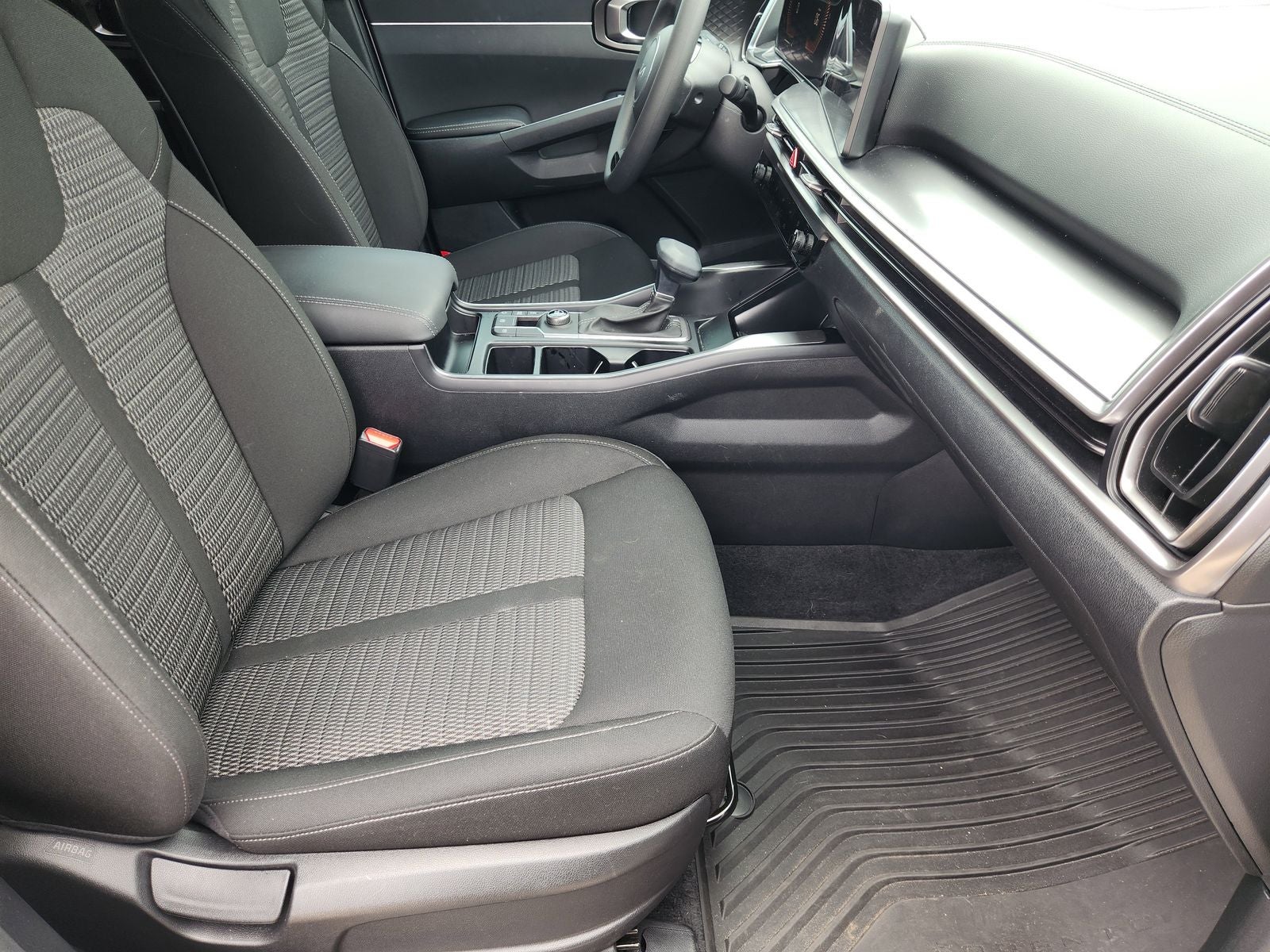 2025 Kia Sorento LX