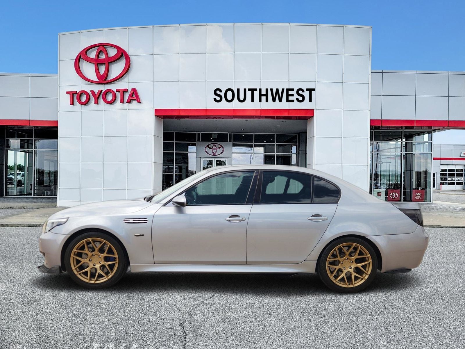 2006 BMW M5 Base