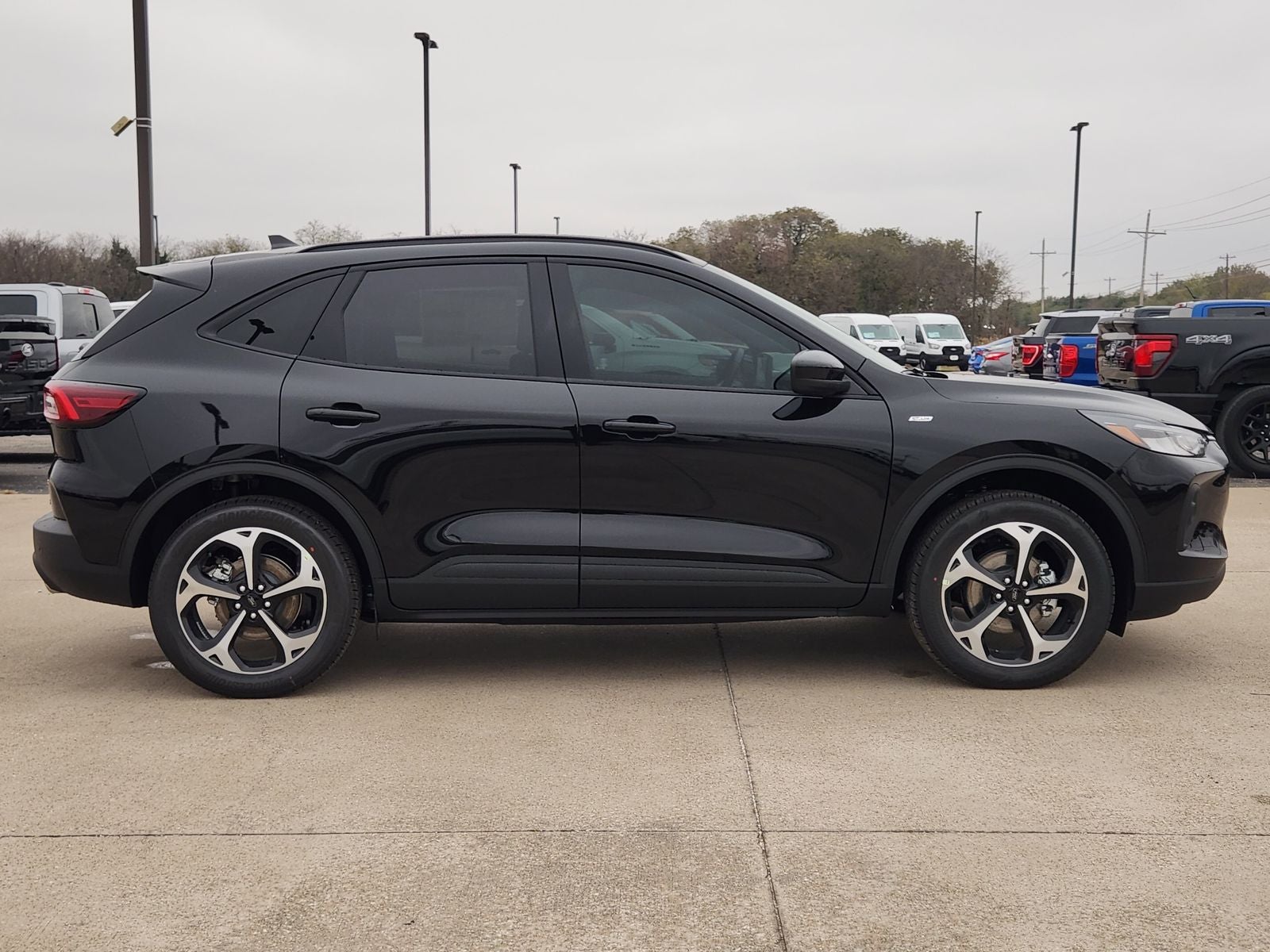 2026 Ford Escape Hybrid ST-Line Select