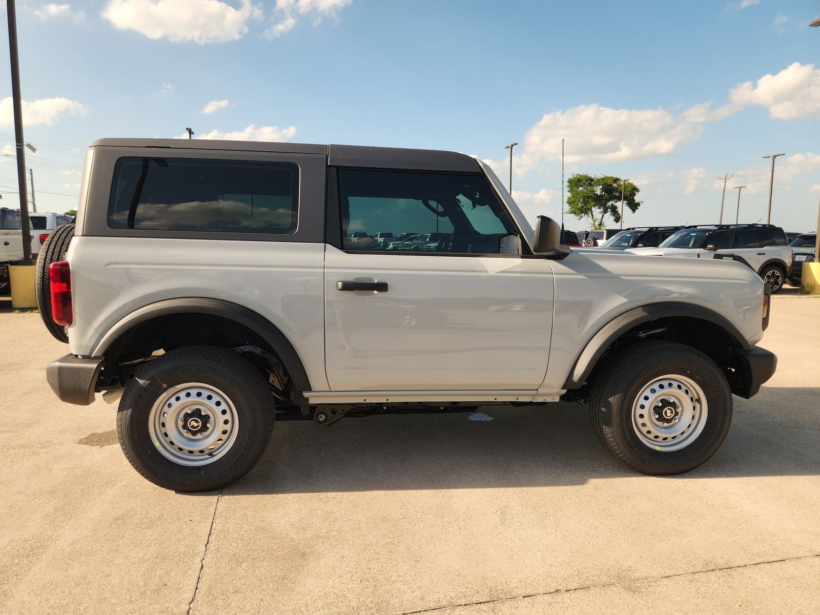 2026 Ford Bronco Base