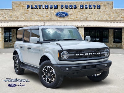 2026 Ford Bronco Outer Banks