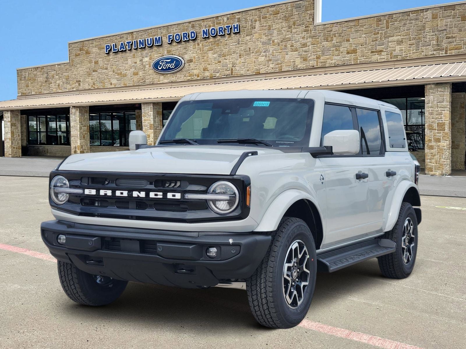 2026 Ford Bronco Outer Banks