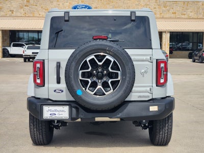 2026 Ford Bronco Outer Banks
