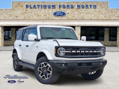 2026 Ford Bronco Outer Banks