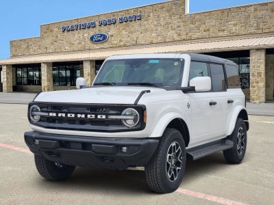 2026 Ford Bronco Outer Banks