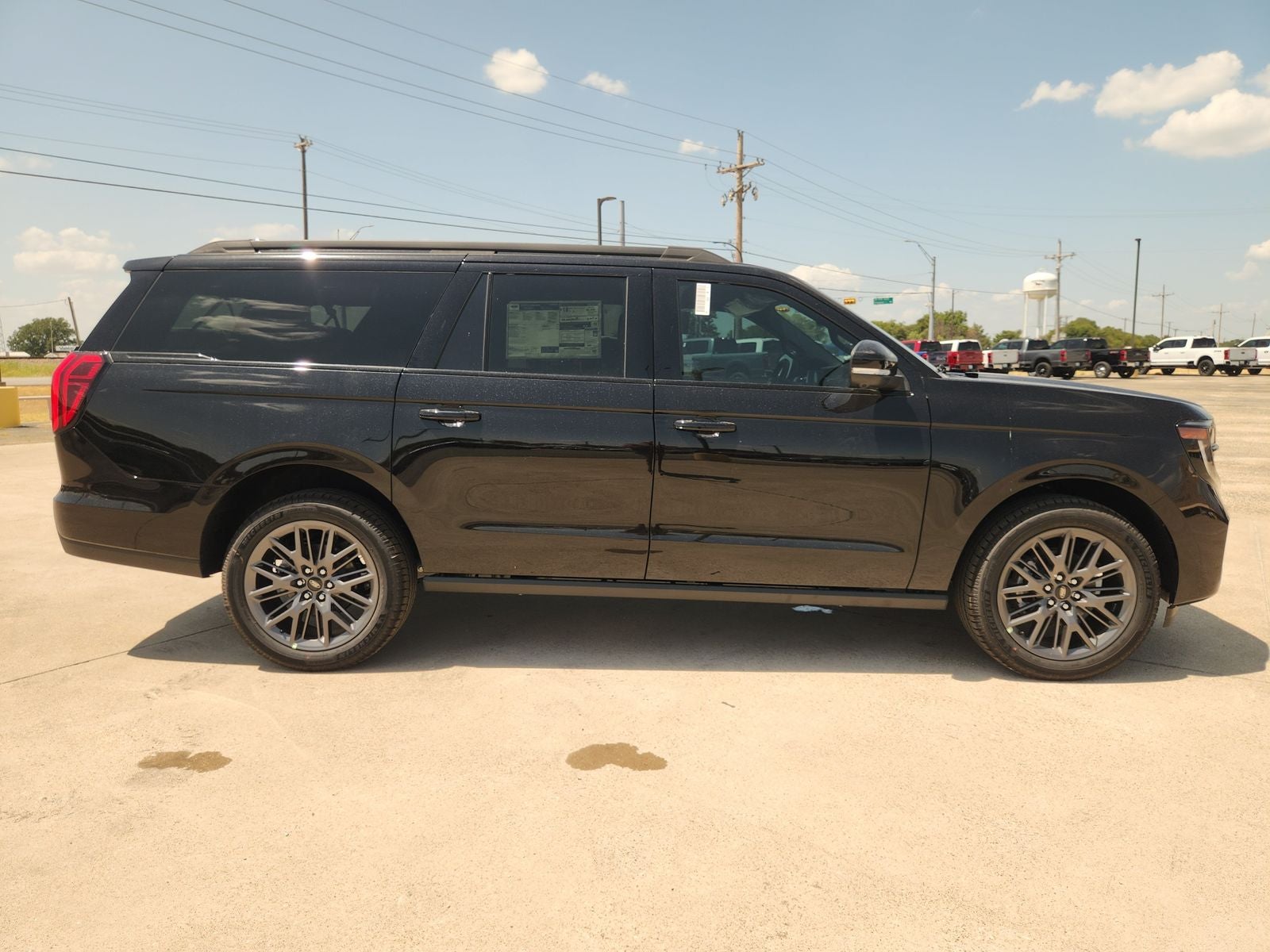 2027 Ford Expedition Max Platinum