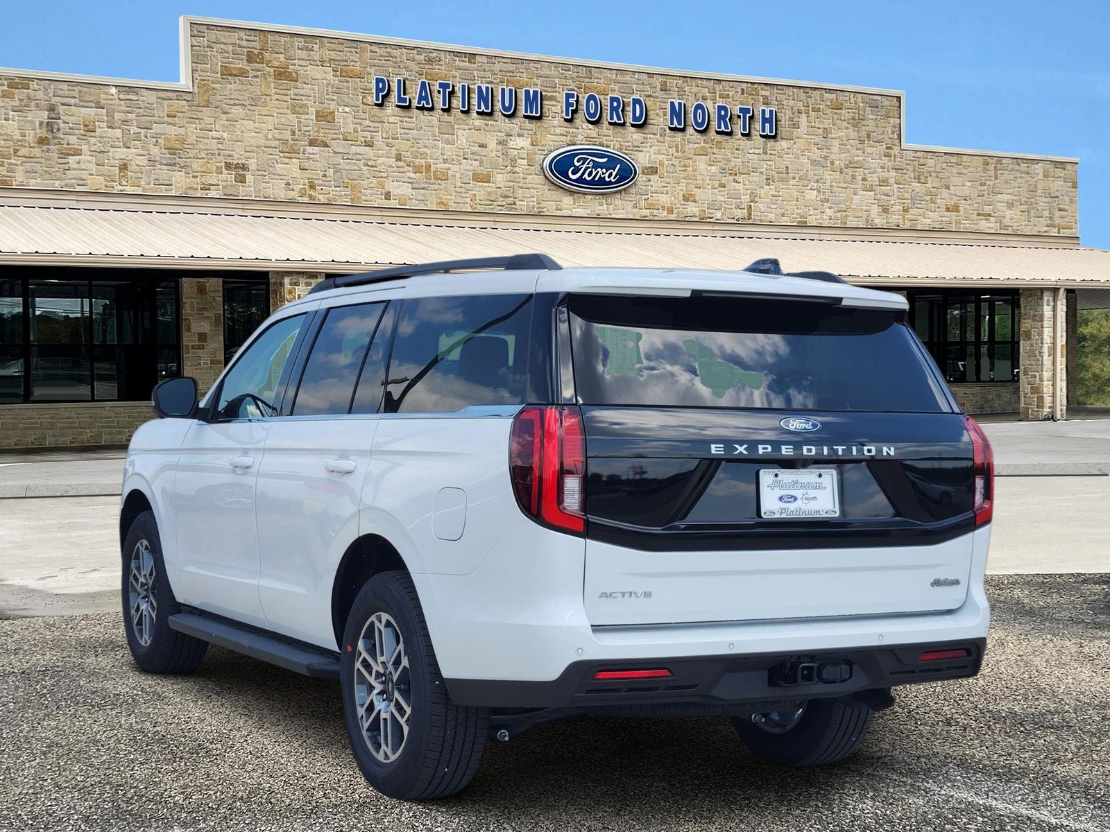2026 Ford Expedition Active