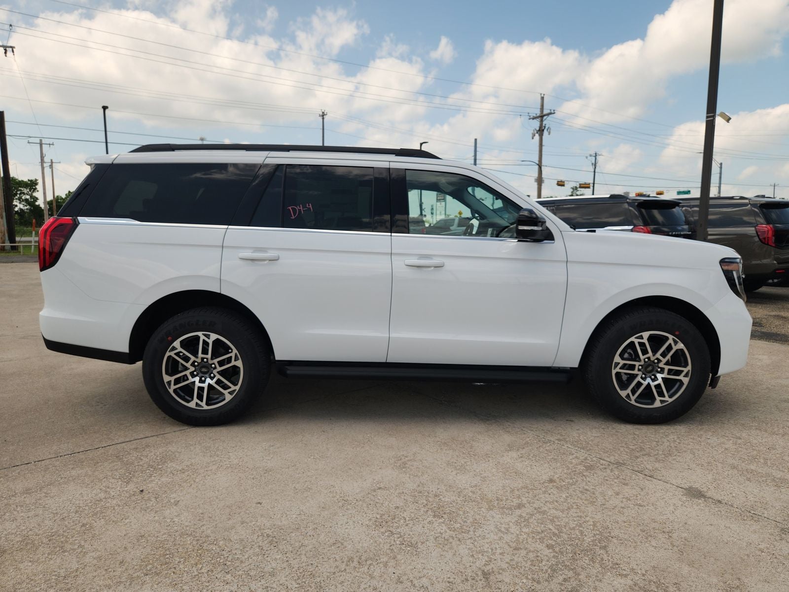 2026 Ford Expedition Active